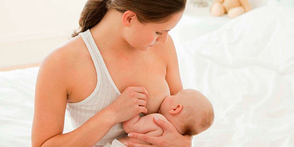 Cuidados del pecho en el embarazo y la lactancia